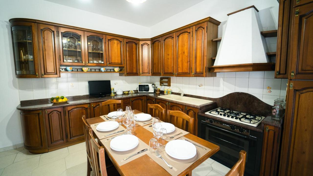 Nereidi Home Giardini Naxos Eksteriør billede